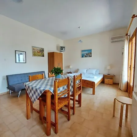 Selfcatering -studio Helen No 7 시로피가도
